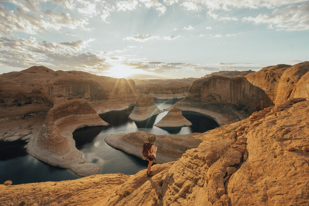 How to Become an Adventure Photographer - Sunrise at Reflection Canyon in Utah