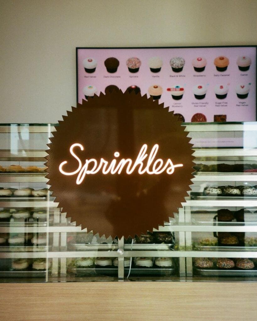 inside sprinkles cupcakes in scottsdale arizona