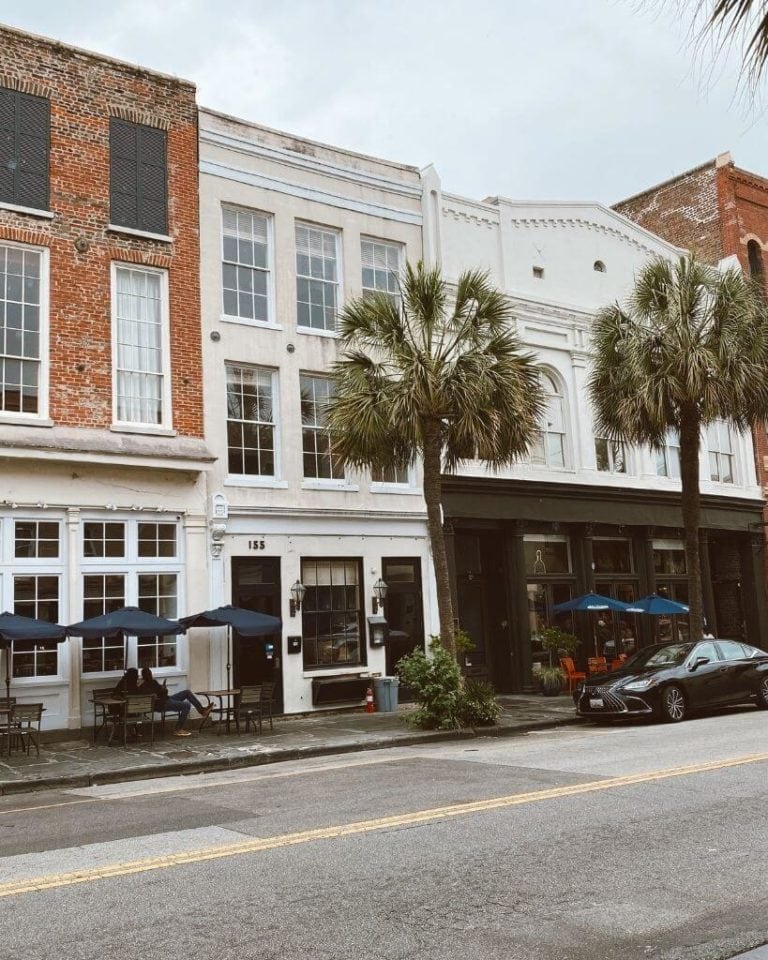 7 Best & Cutest Coffee Shops in Charleston, SC + What to Eat