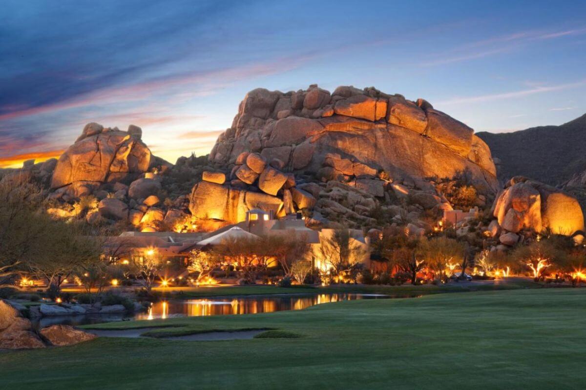 dusk over boulders resort and spa in scottsdale AZ