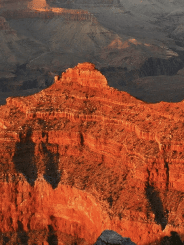 Canyonlands vs. Grand Canyon: Which Is Better? Story