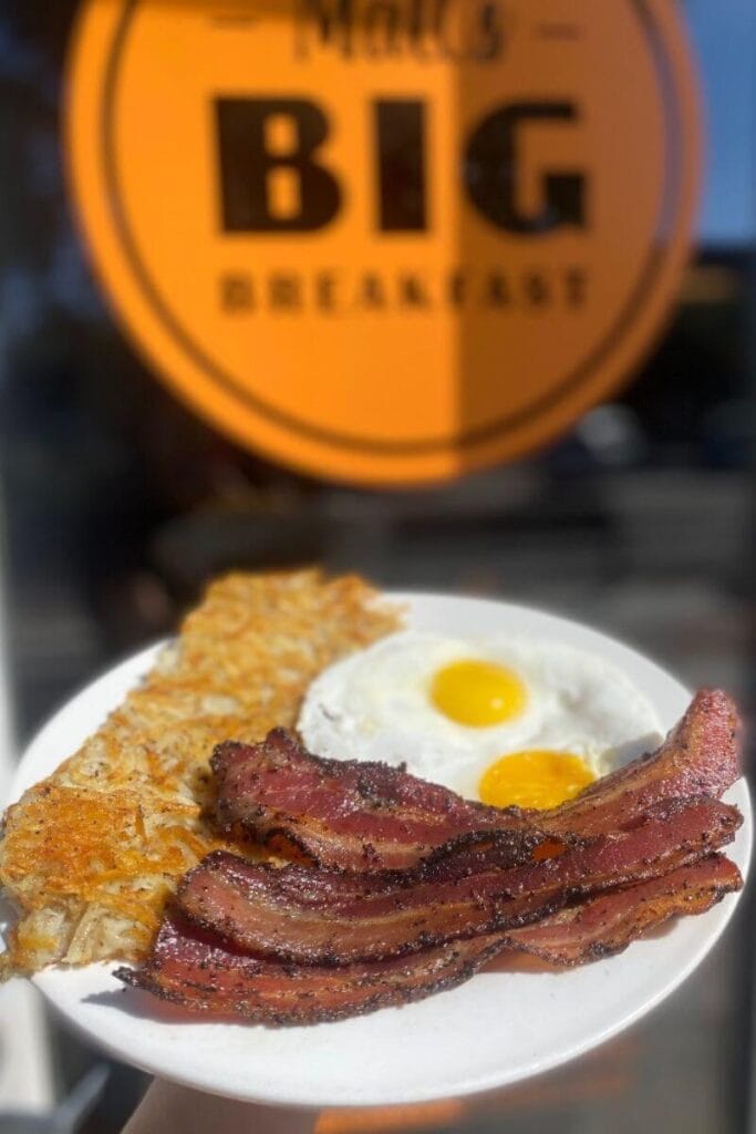 Breakfast with eggs and bacon at Matt’s big breakfast phoenix