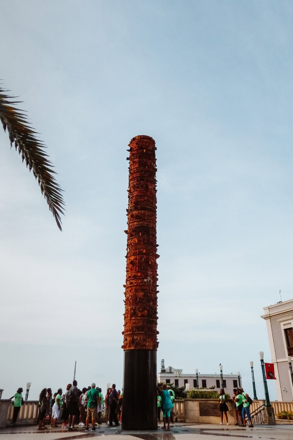 sunny day over the totem in Plaza Del Quinto Centenario puerto rico